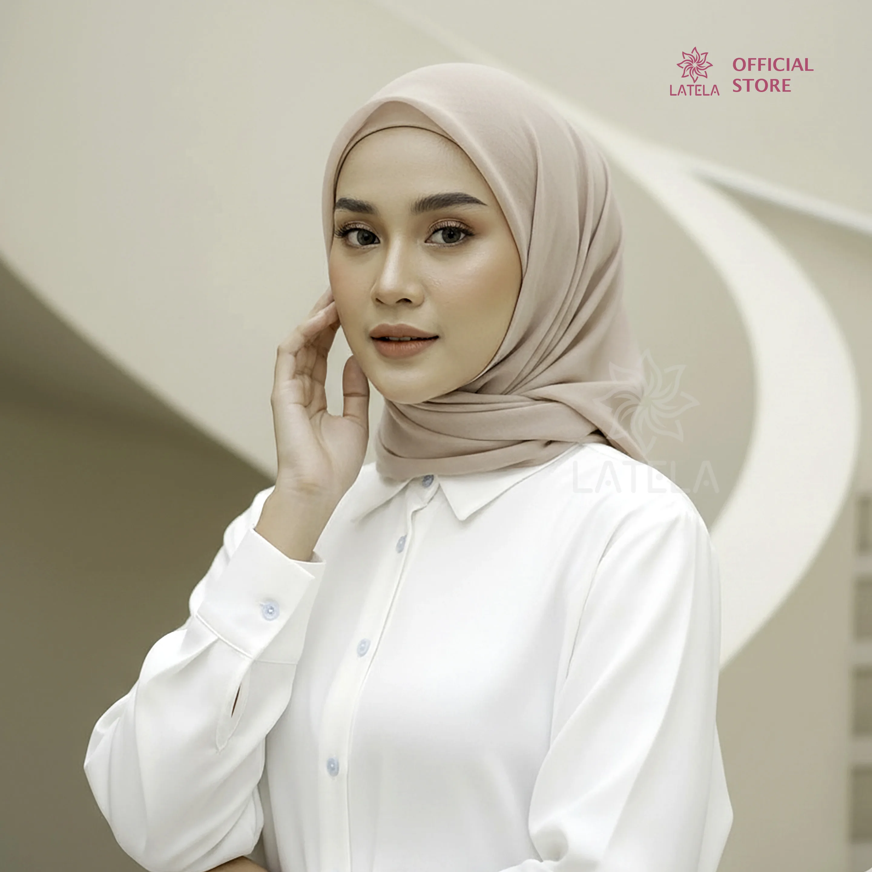 Proses kreatif dan koleksi LATELA